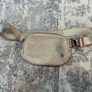 Lululemon Tan Sherpa Belt Bag